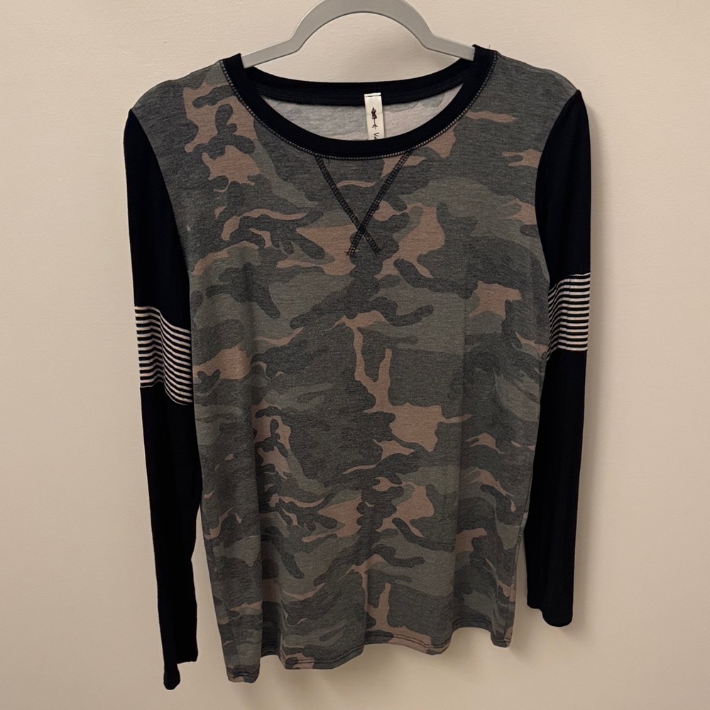 Vanilla Bay Camo Long Sleeve Top